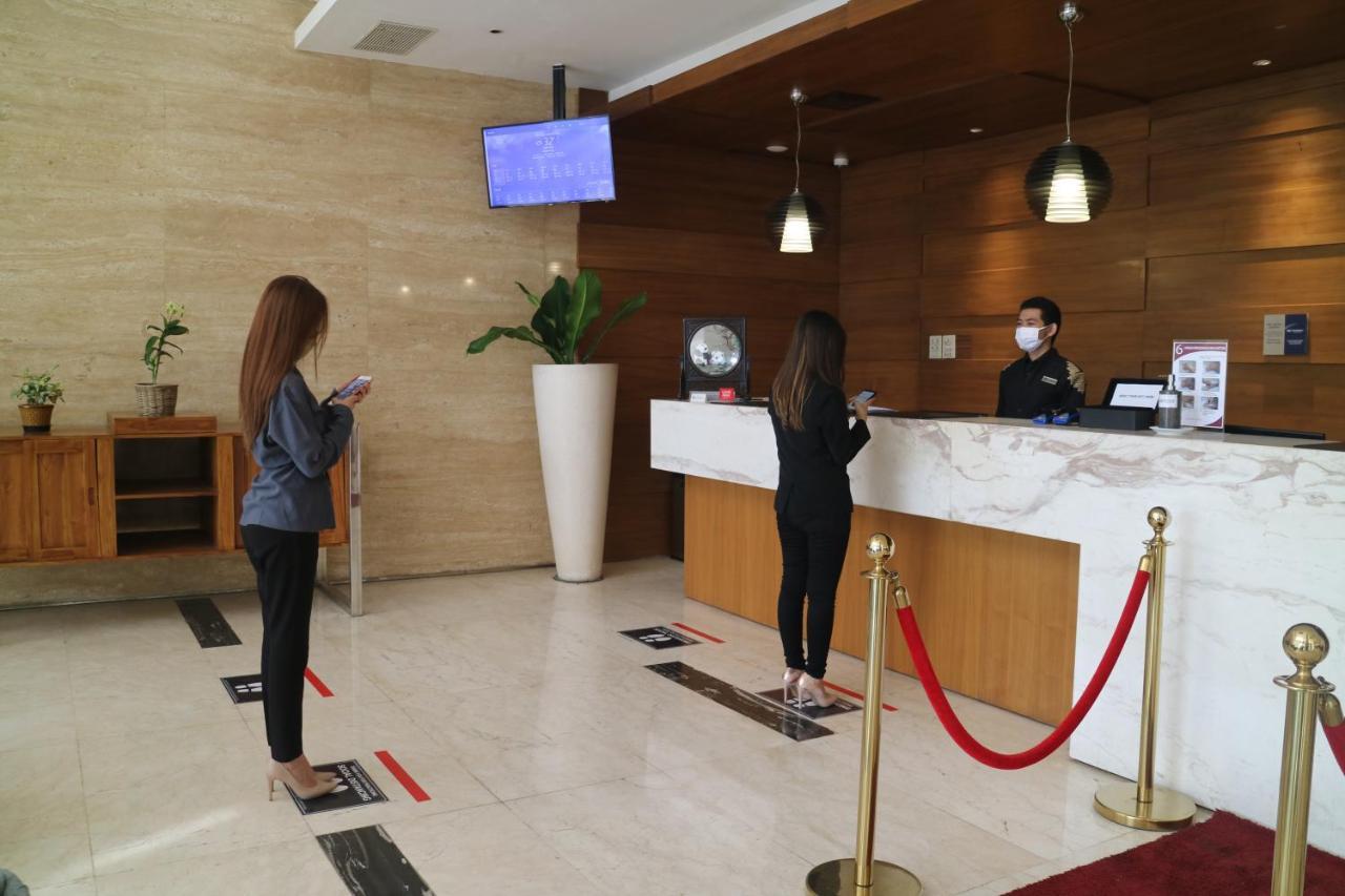 Grand Mercure Solo Baru Exteriör bild