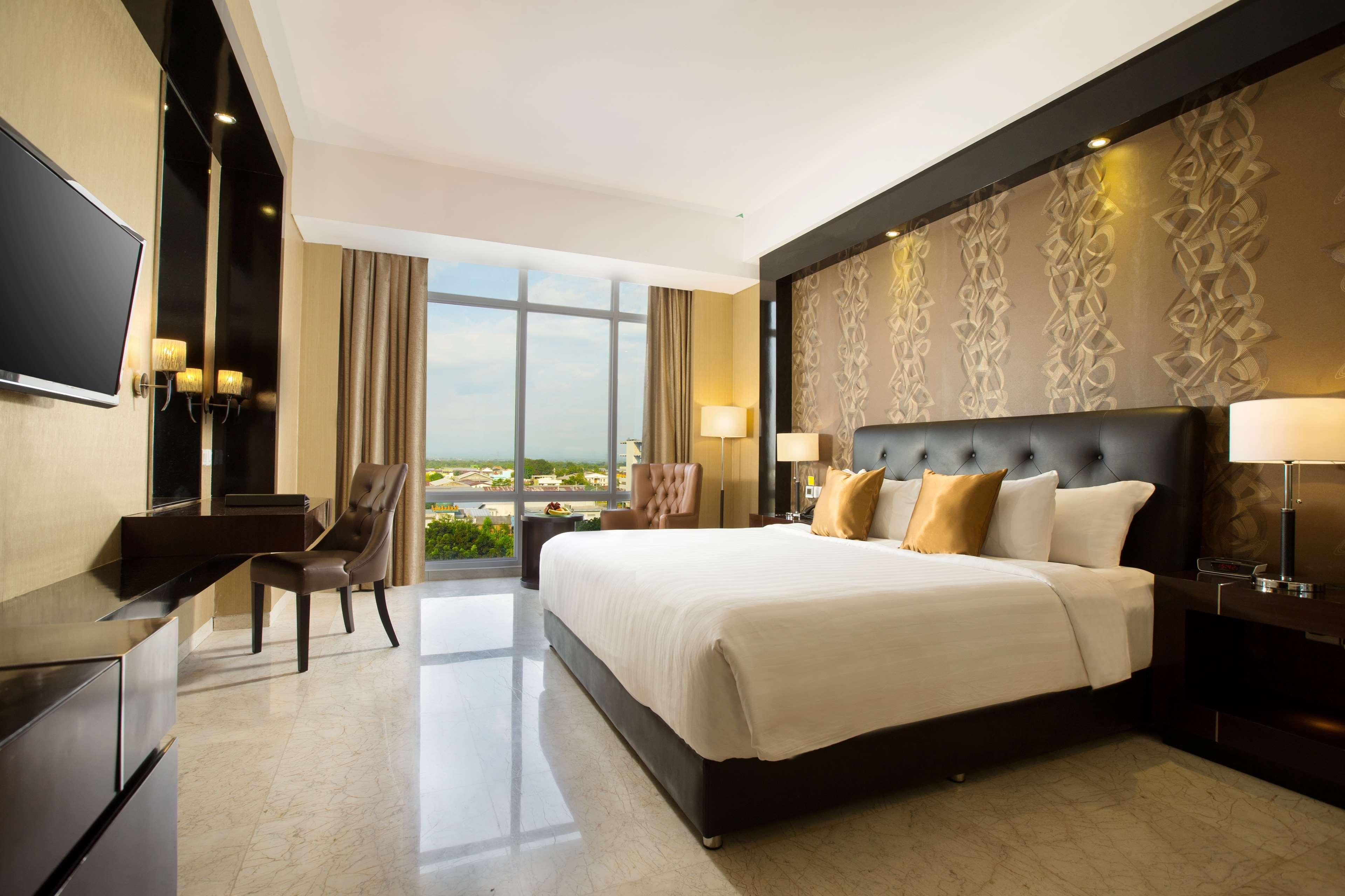 Grand Mercure Solo Baru Exteriör bild