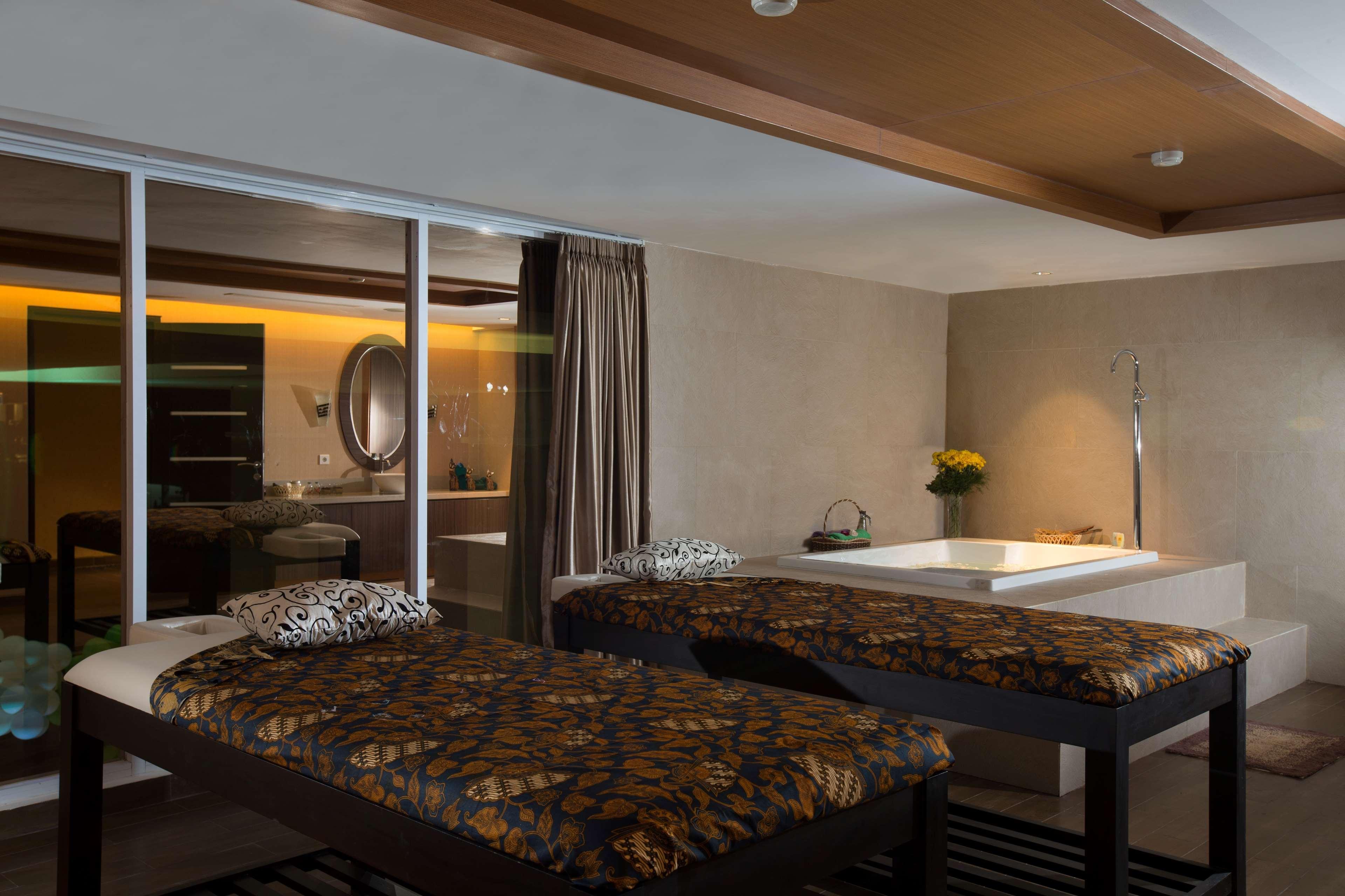Grand Mercure Solo Baru Exteriör bild