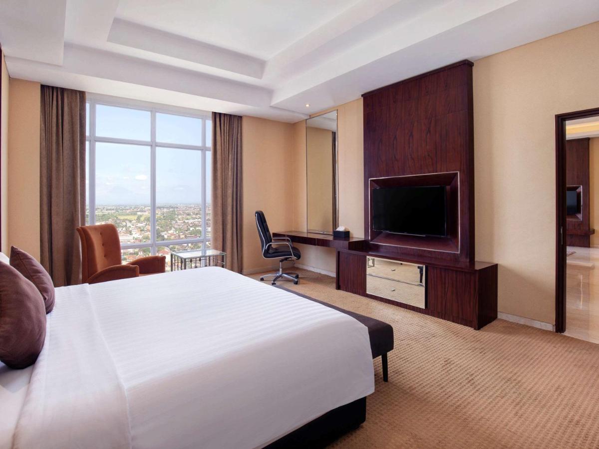 Grand Mercure Solo Baru Exteriör bild