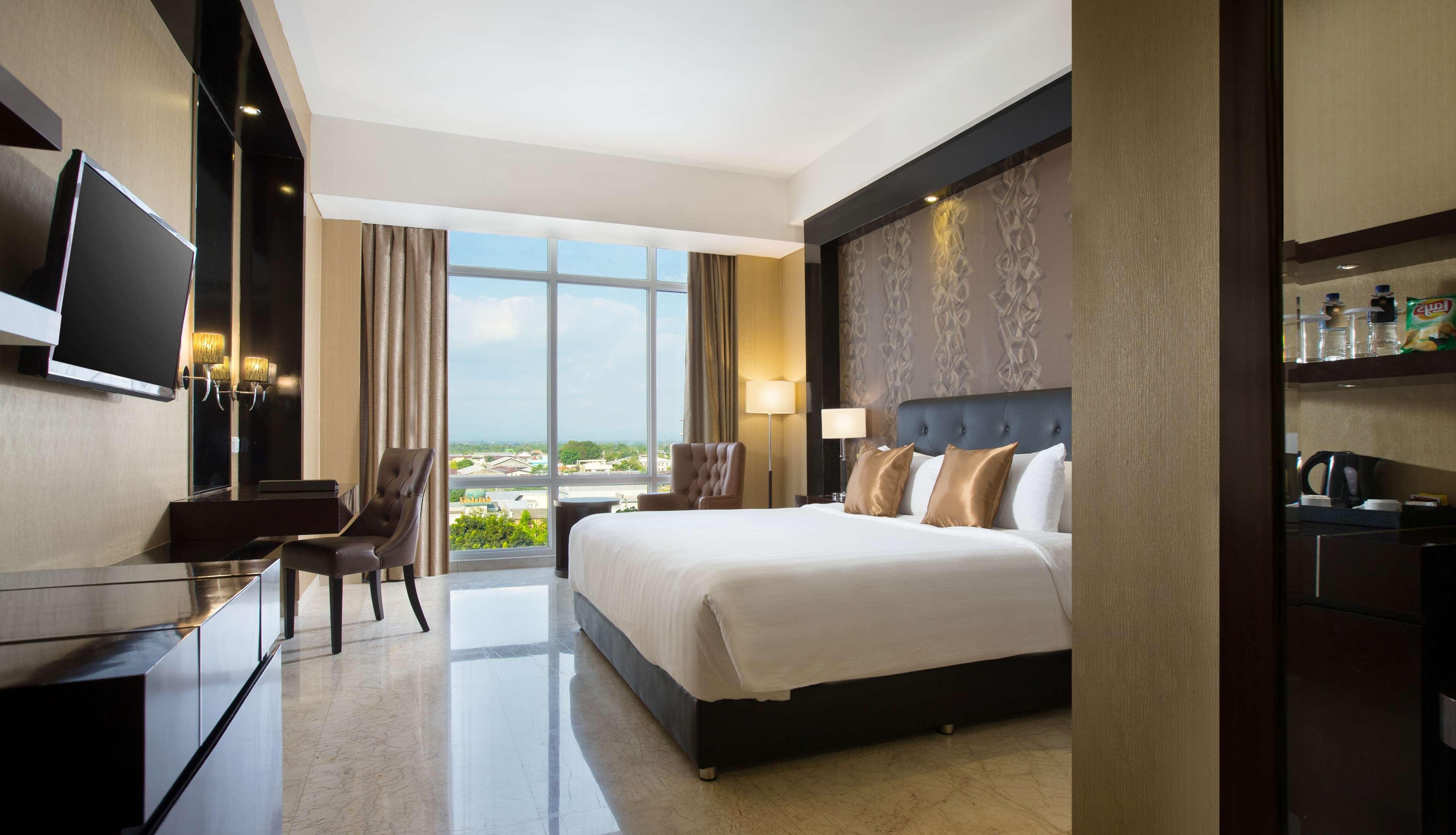 Grand Mercure Solo Baru Exteriör bild