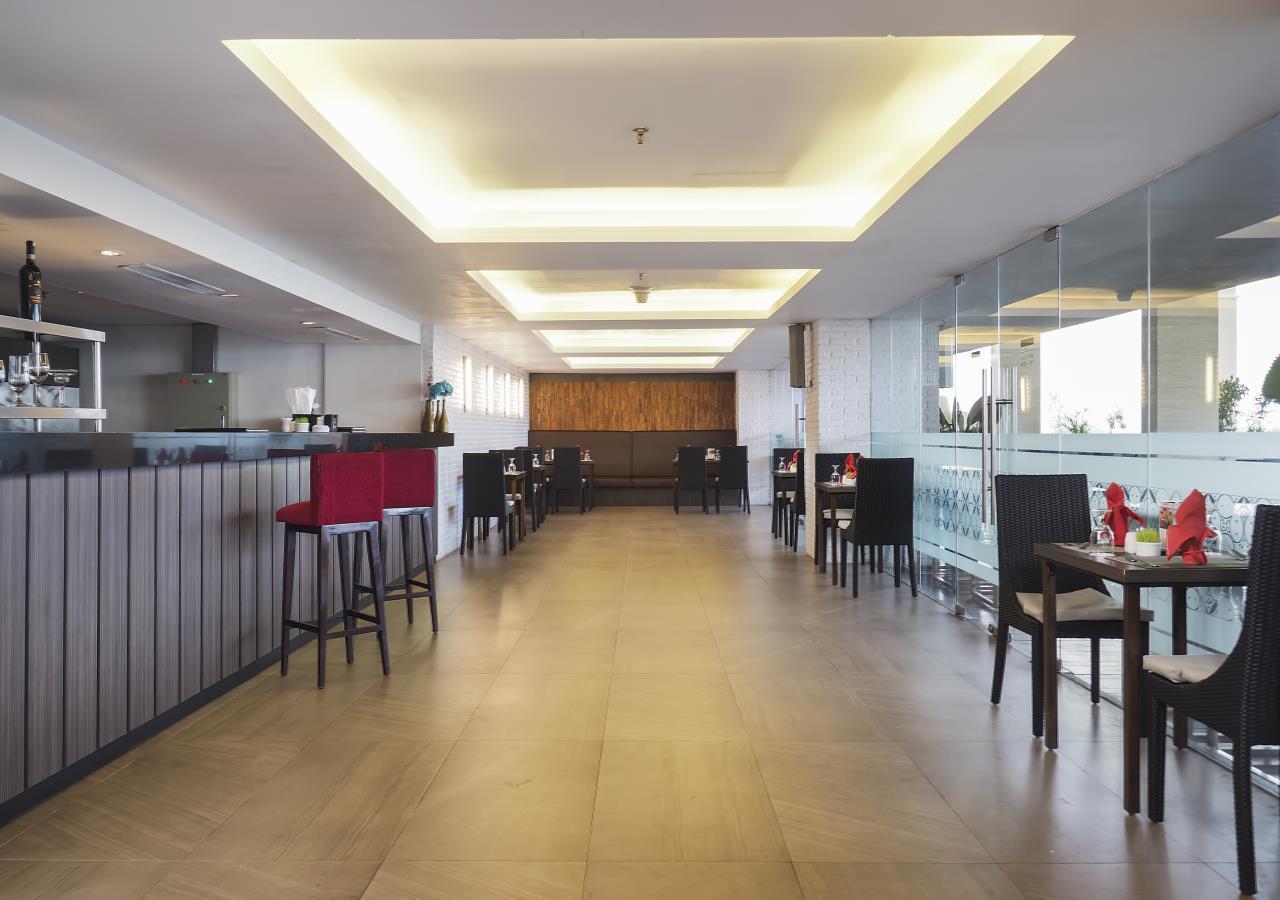 Grand Mercure Solo Baru Exteriör bild